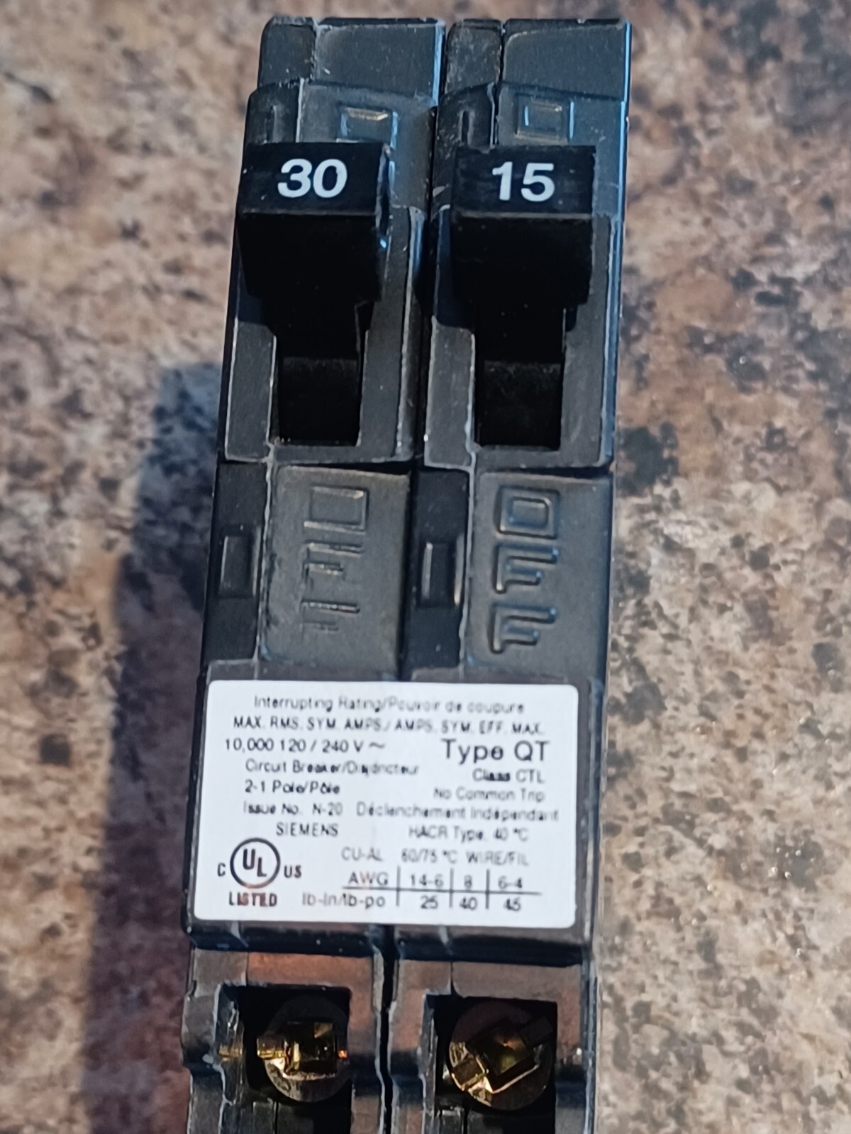 Siemens Breaker 15a 30a Q3015