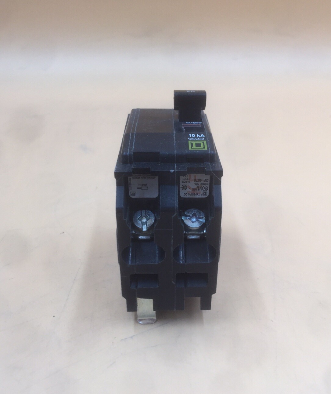 HOUSTON STOCK NEW SQUARE D QO220 QO 20 AMP 240V QTY 1 FREE 2 DAY AIR SHIPPING