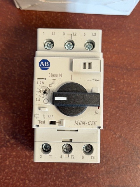 Allen Bradley 140M-C2E-B25 Motor Protection Circuit Breaker 32A 1.6-2.5A New