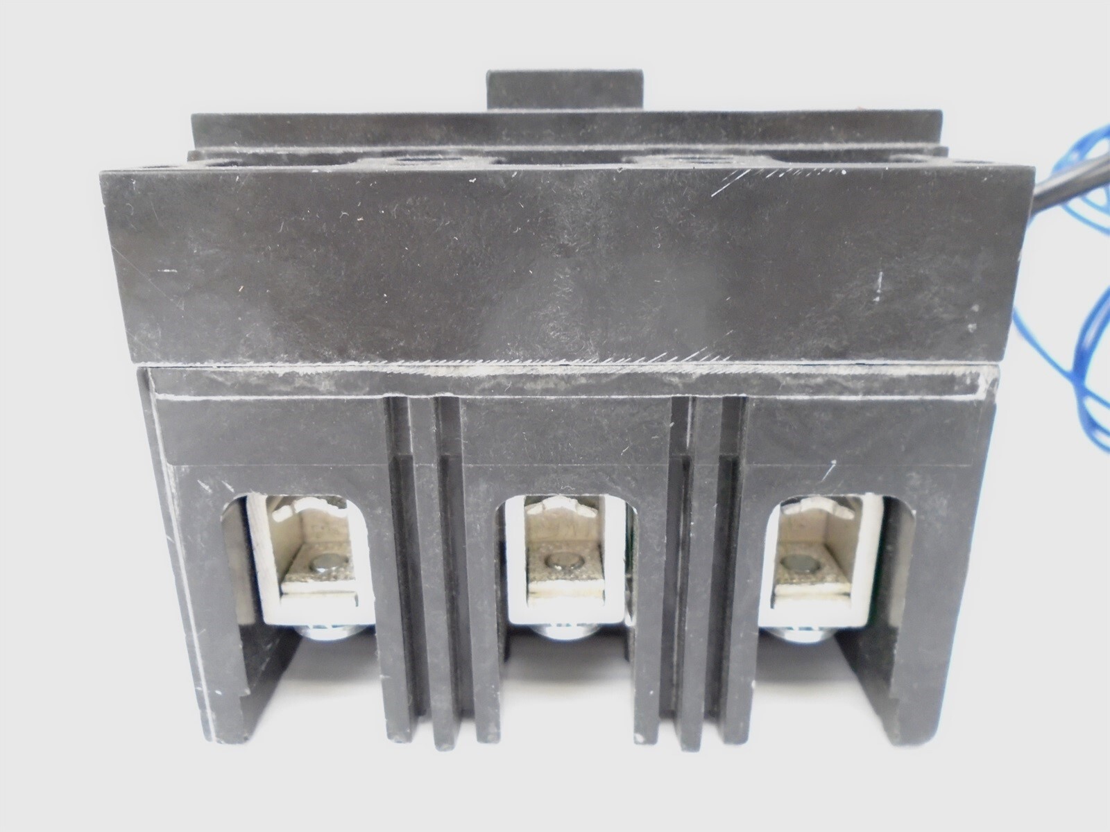 GE – TED136040WL – DD188C8966P414 – BREAKER – 40 AMP – FACTORY UV Release TEDUV4