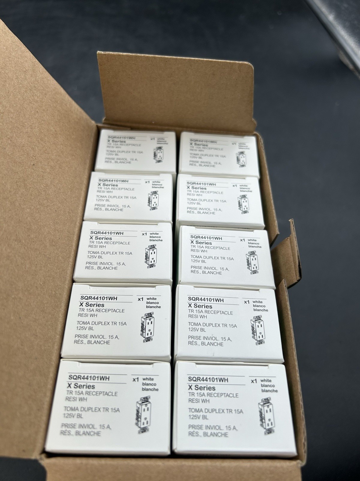 (QTY 10) Square D SQR44101WH: X Series 15A 125V Tamper Resistant Duplex