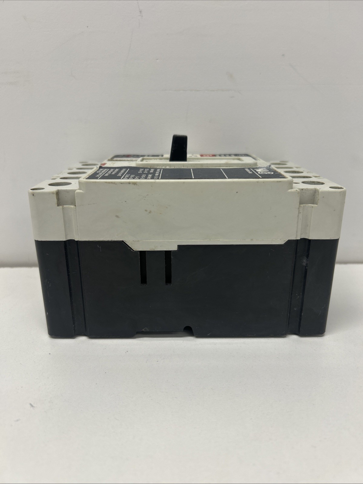 WESTINGHOUSE HMCP015EOC 600V 15A 3 Pole Circuit Breaker