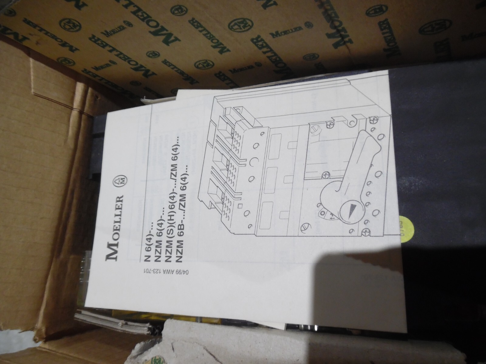 New Moeller NZMH6-100-ZM6A-100-NA Thermal Magnetic Circuit Breaker 100A 600V 3P