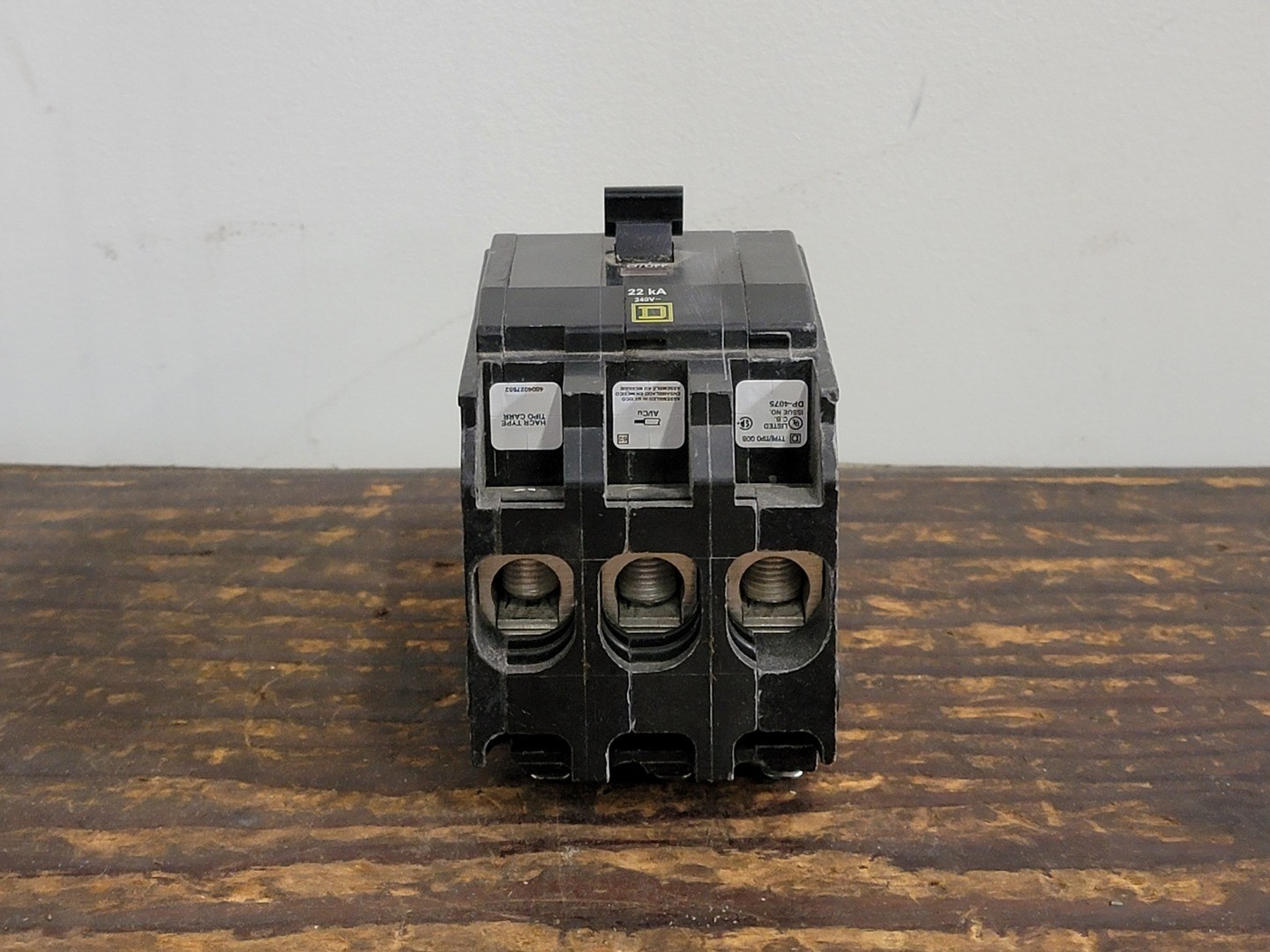 SURPLUS NEW SQUARE D QOB360VH 60 Amp, 3 Pole, 240 volts Circuit Breaker