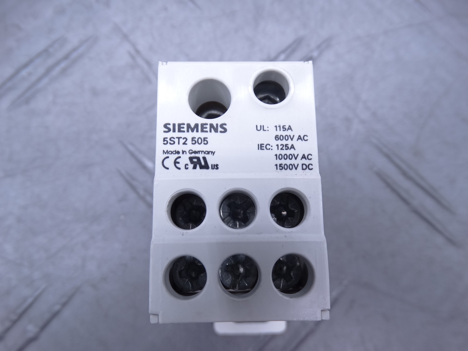 Siemens 5ST2505 1-pole 125A 690V Input Distribution Block