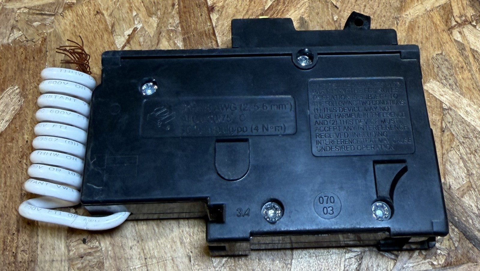 Square D Homeline HOM120GFI Circuit Breaker