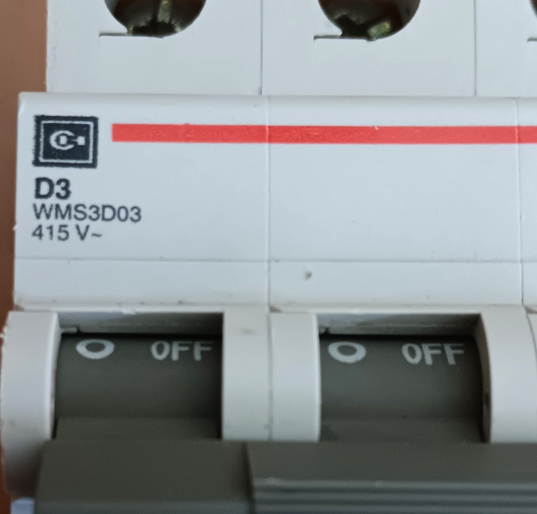 Cutler Hammer WMS Circuit Breaker 480 V Lot Of 5 See Description