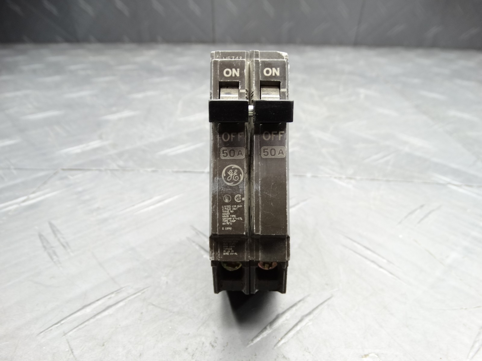 GE Q-Line 50-Space Amp 1in Double-Pole Circuit Breaker (THQP250)
