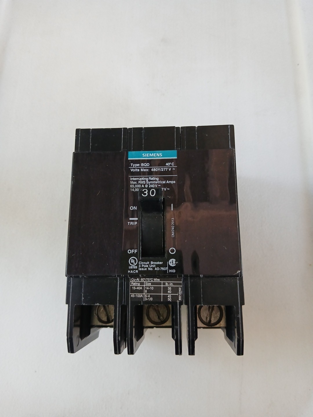 Siemens BQD330 30 Amp 3 Pole 480VAC Circuit Breaker