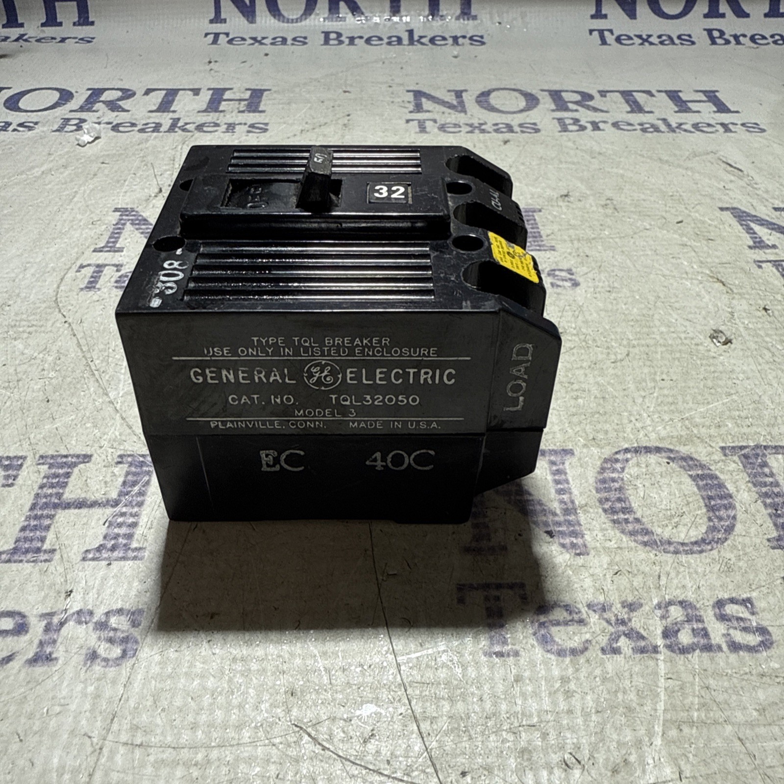 GE TQL Plug in Circuit Breaker TQL32050 50 amp 3 pole 240 volt