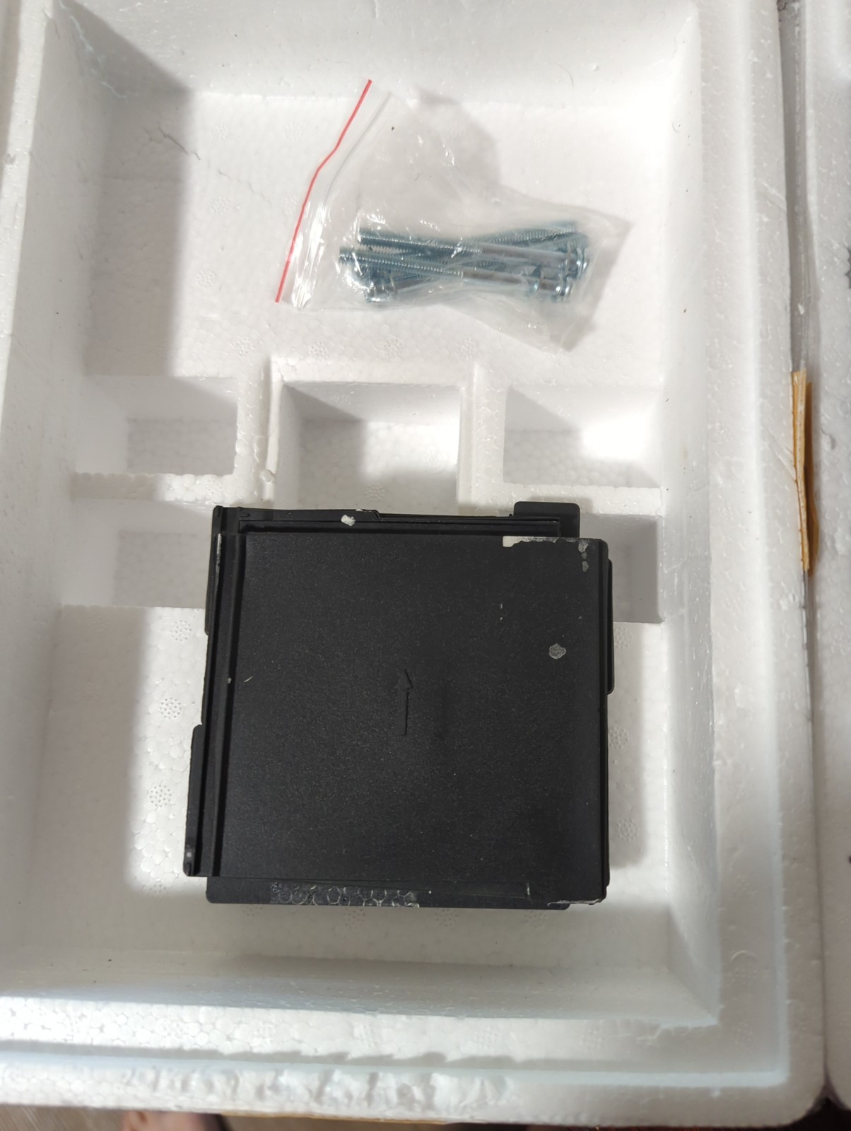 Elemro Ac Molded Case Circuit Breaker 500A – Model T3N630 TMF500 FF 3P