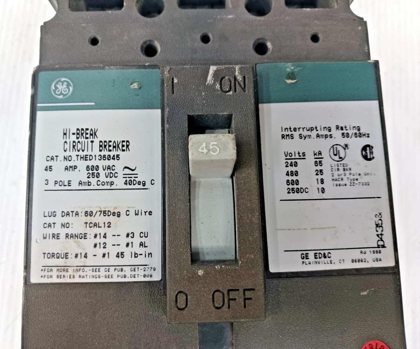 GE 45 Amp Circuit Breaker 3 Pole 600 VAC / 250 VDC THED136045