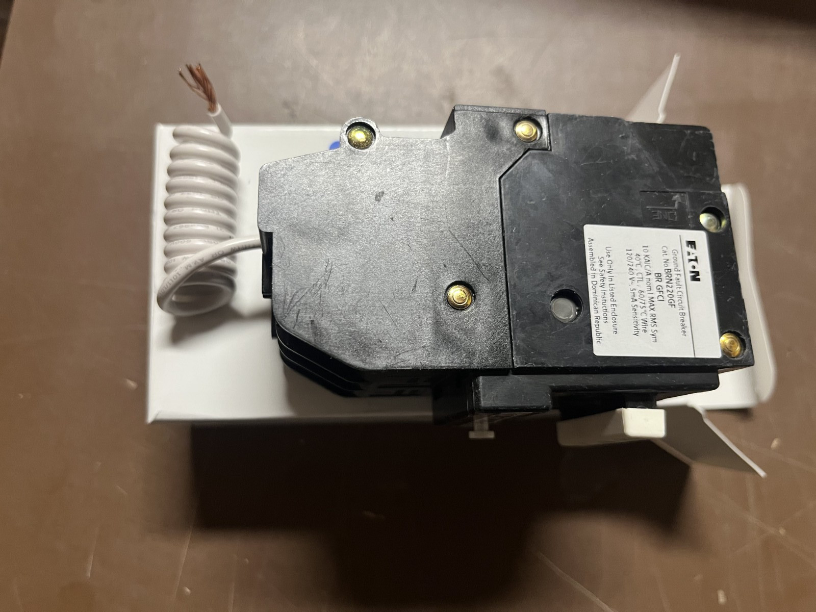 Eaton BRN220GF – BR 2 Pole 20A 120/240V Circuit Breaker Ground Fault NEW IN BOX