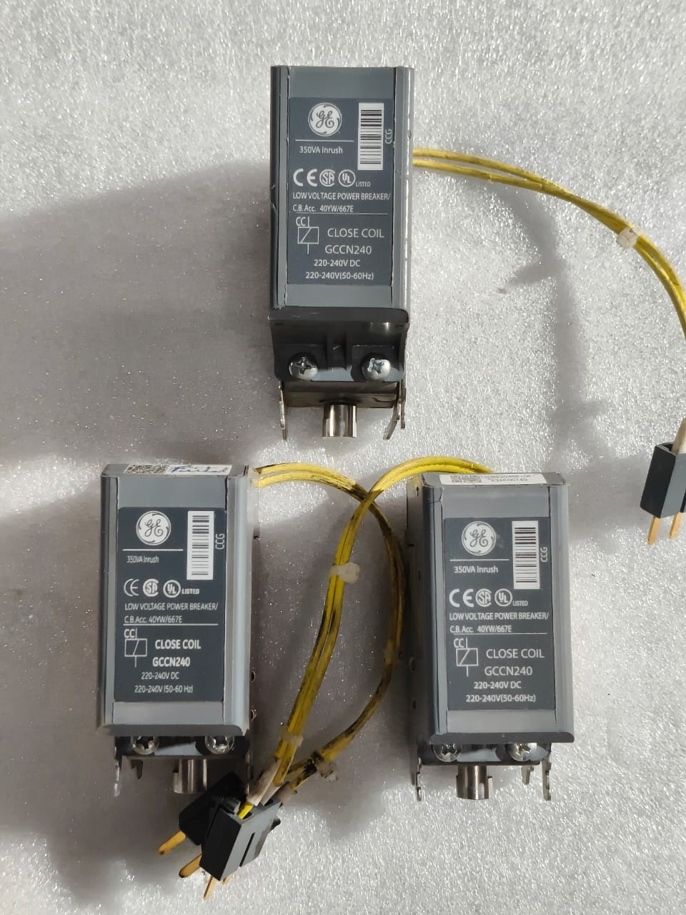 GE GCCN240 CLOSE COIL 220-240V DC 350VA LOW VOLTAGE POWER BREAKER FAST