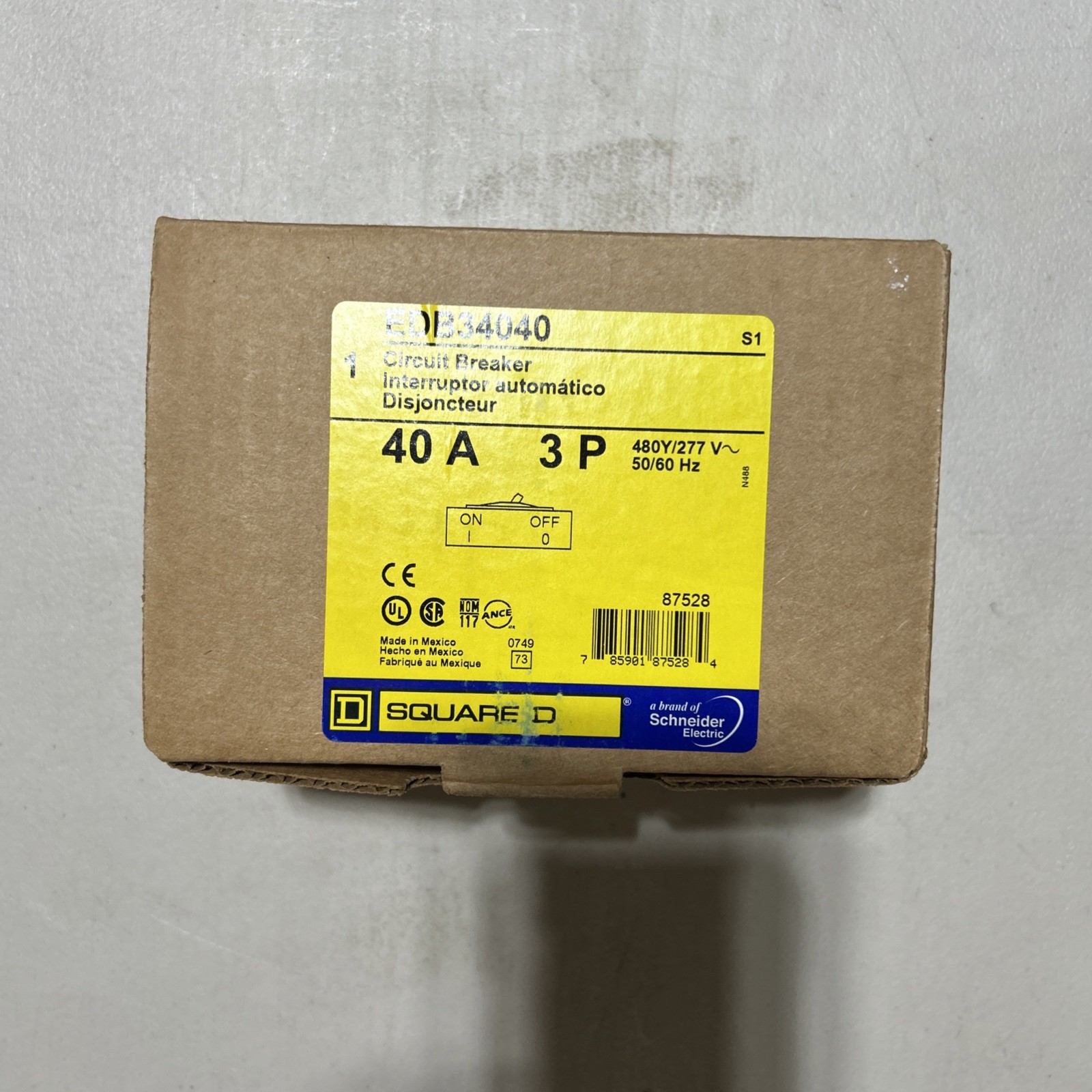 Square D Schneider Electric EDB34040 40 Amp 3 Pole 480V Circuit Breaker New Box