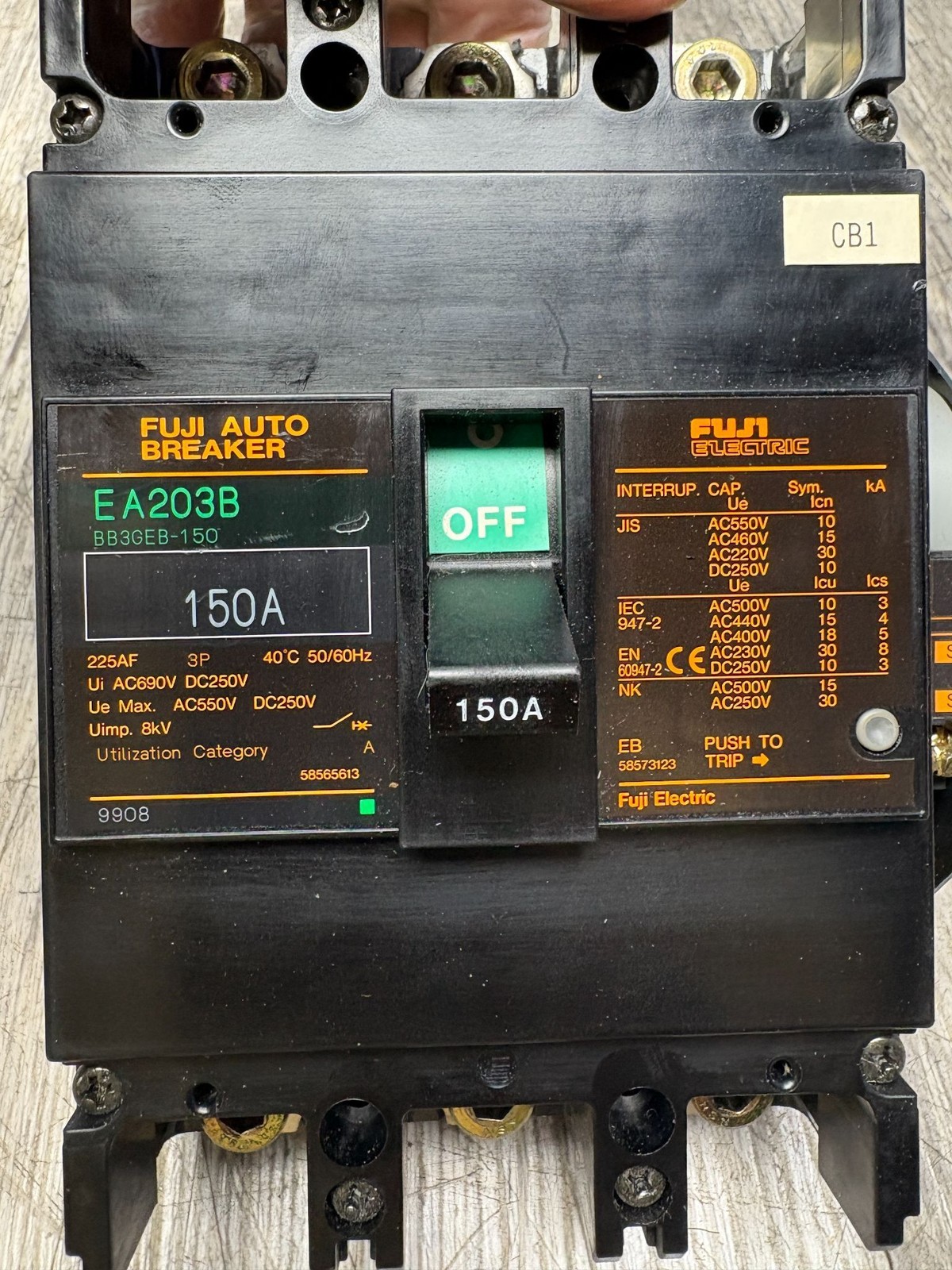FUJI ELECTRIC EA203B 150A AUTO BREAKER MOLDED CASE CIRCUIT BREAKER