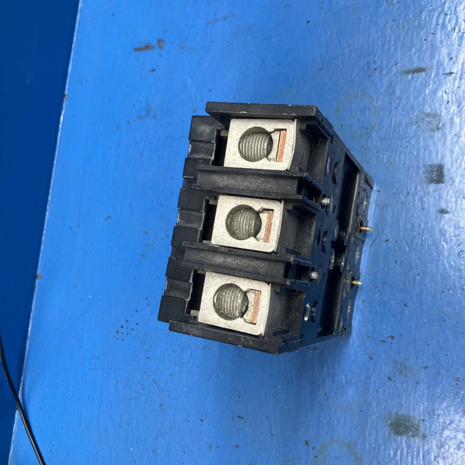 Square D Schneider Electric QDL32200 breaker