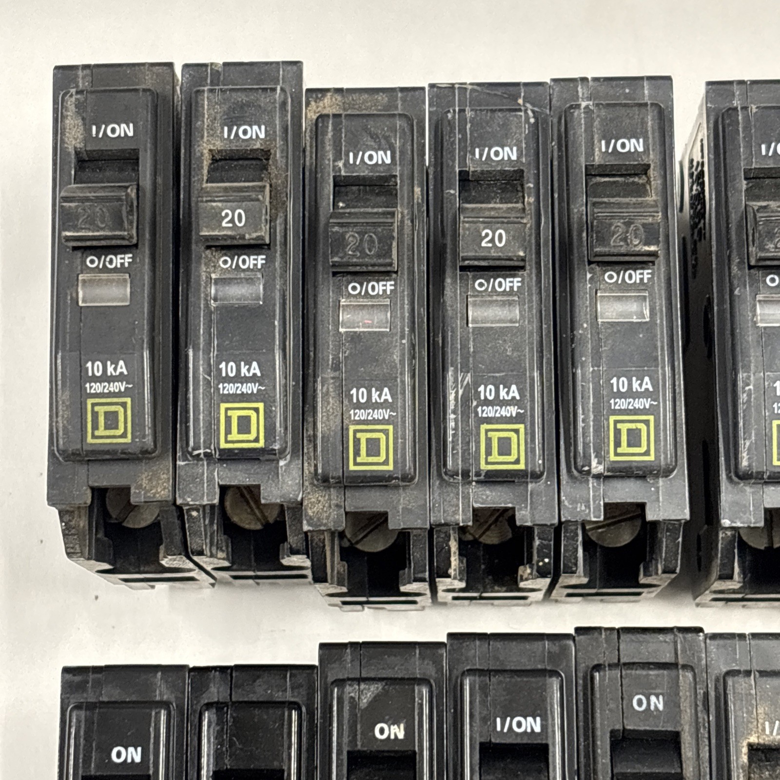 SQUARE D QO120 20A Circuit Breakers Type Q0 120/240V 1-Pole LOT OF 6