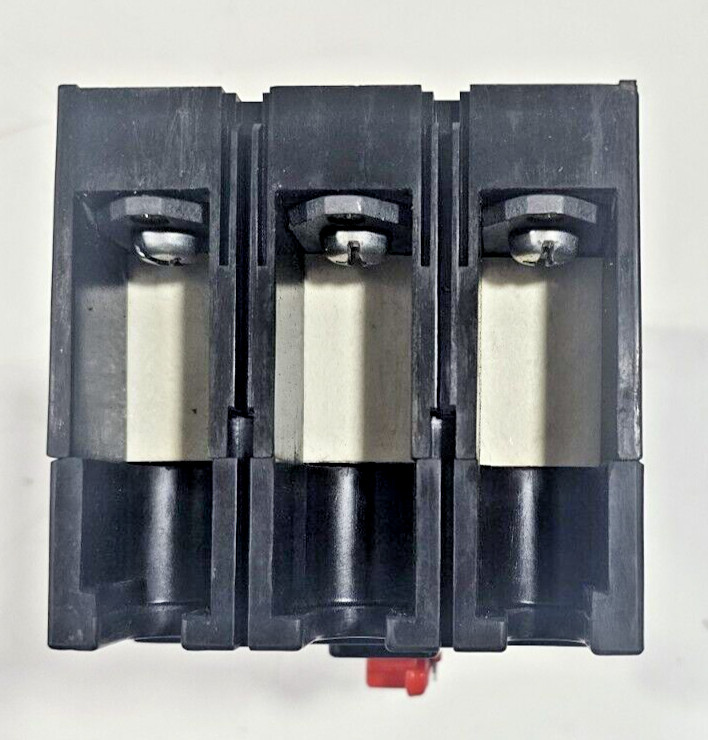 Terasaki TG-225B CIRCUIT BREAKER 125 AMPS 3 POLE 600V 50KA