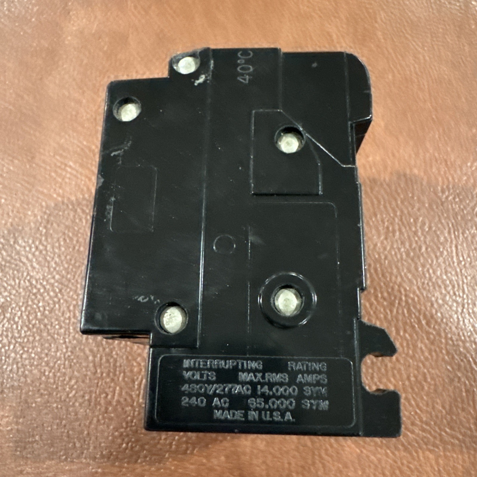 Square D EHB34040 40 AMP 480/277 VOLT 3 POLE CIRCUIT BREAKER 3P 40A