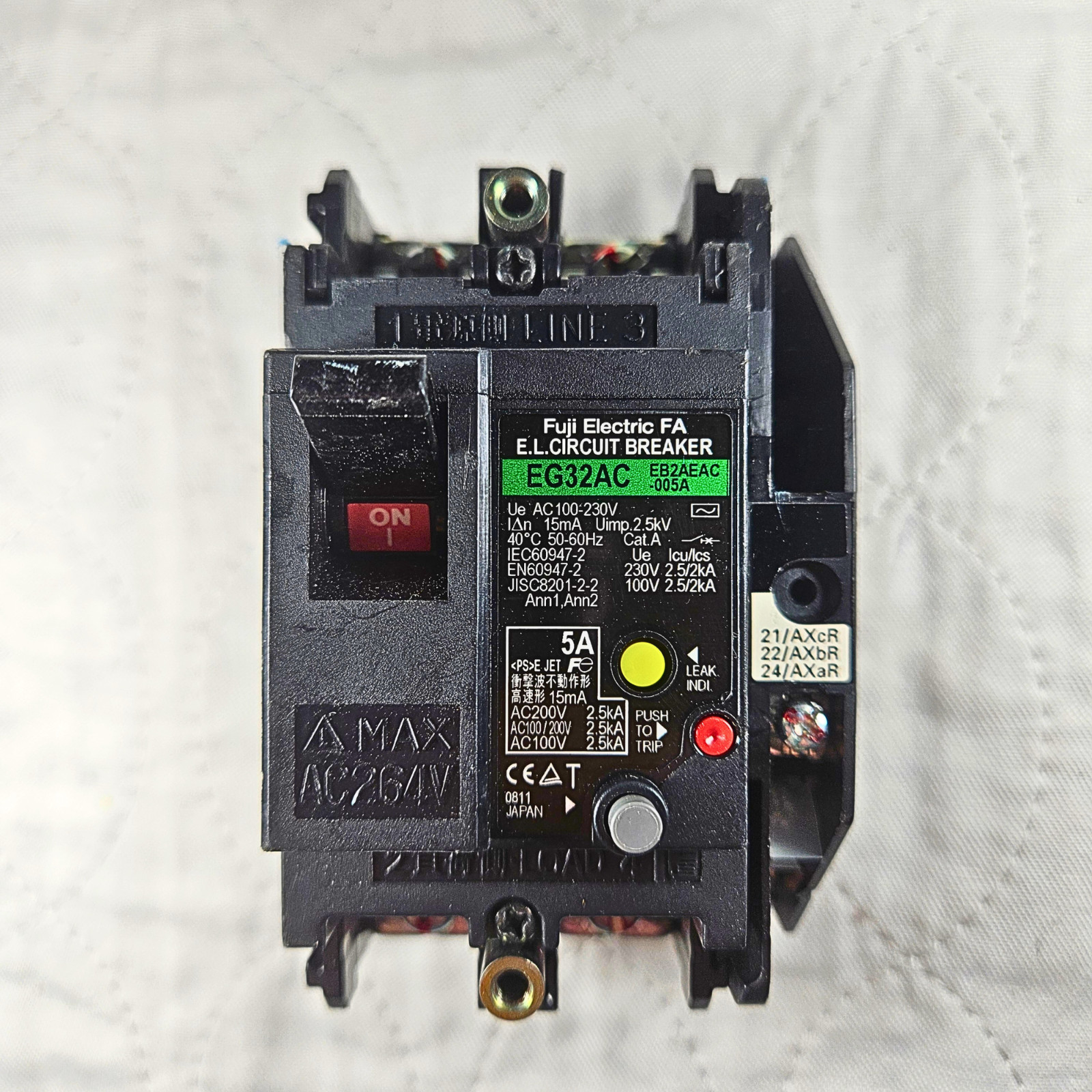 Fuji Electric FA EG32AC Circuit Breaker 5A 100-230V AC Earth Leakage – USED