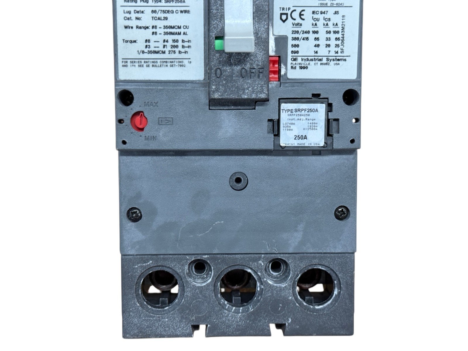 GE SFLA36AT0250 250A 3-POLE 600V SPECTRA RMS 65KA W/ 250A PLUG CIRCUIT BREAKER