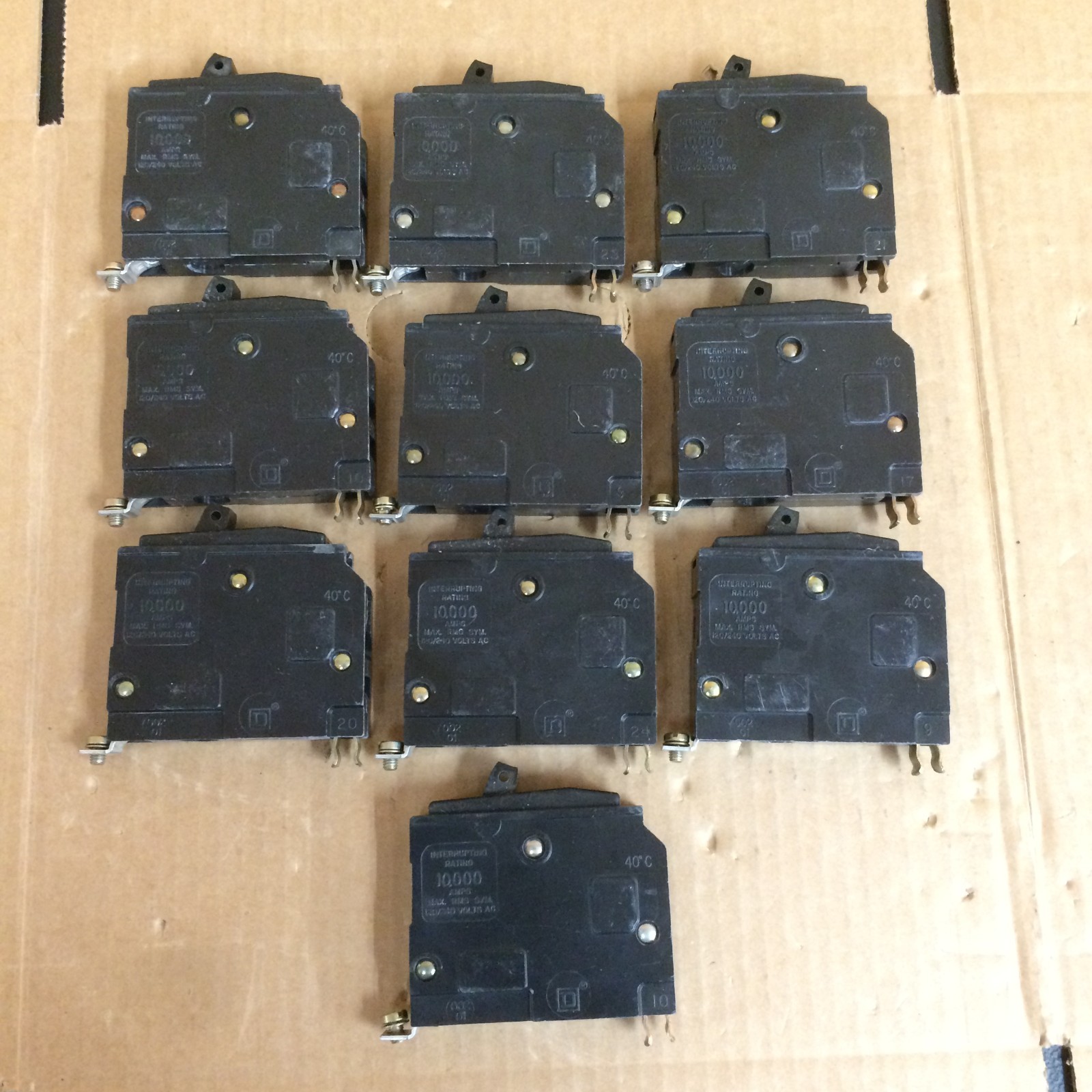 NEW TAKEOUT 10x NOS Square D QOB120 Circuit Breaker 1P 20A 120/240V 10,000 AIR