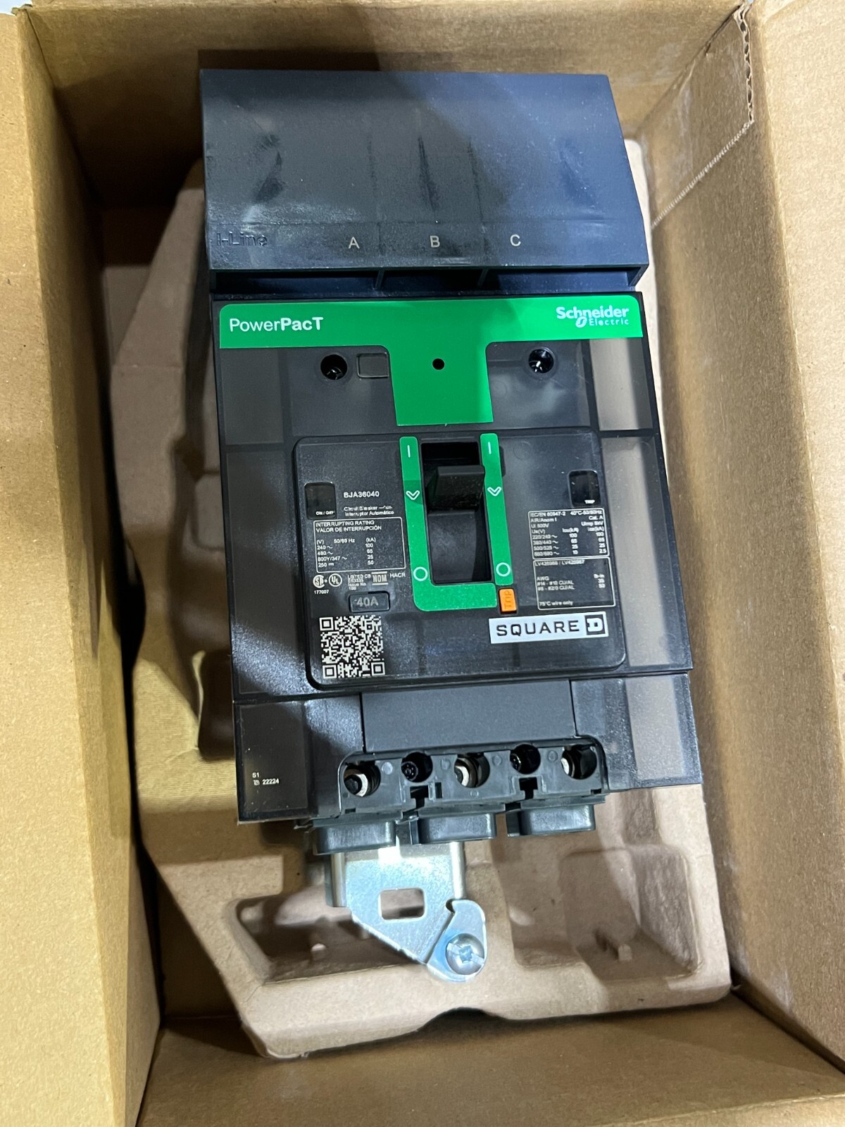 BRAND NEW IN BOX SQD BJA36040 (3P-40A-600V-65AIC) *SHIPS SAME DAY UPS*