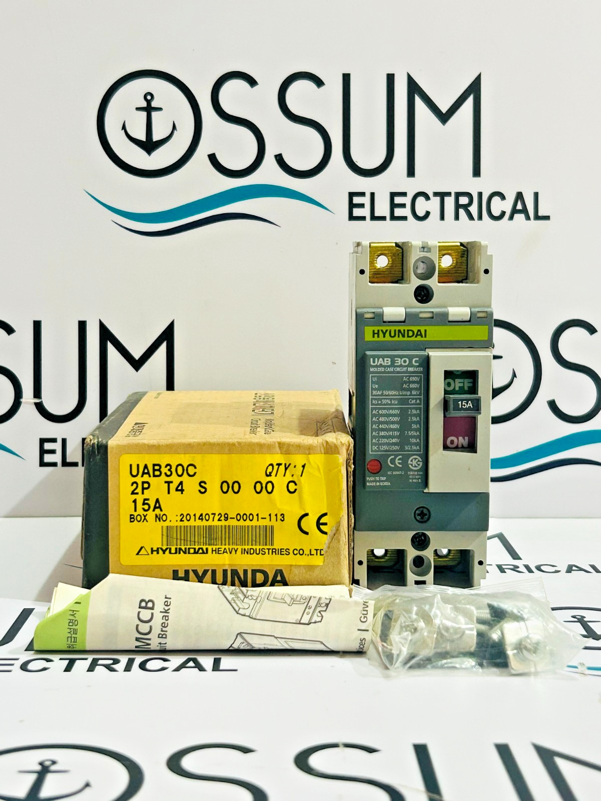 HYUNDAI UAB 30 C 15A MOLDED CASE CIRCUIT BREAKER FREE FAST SHIPPING