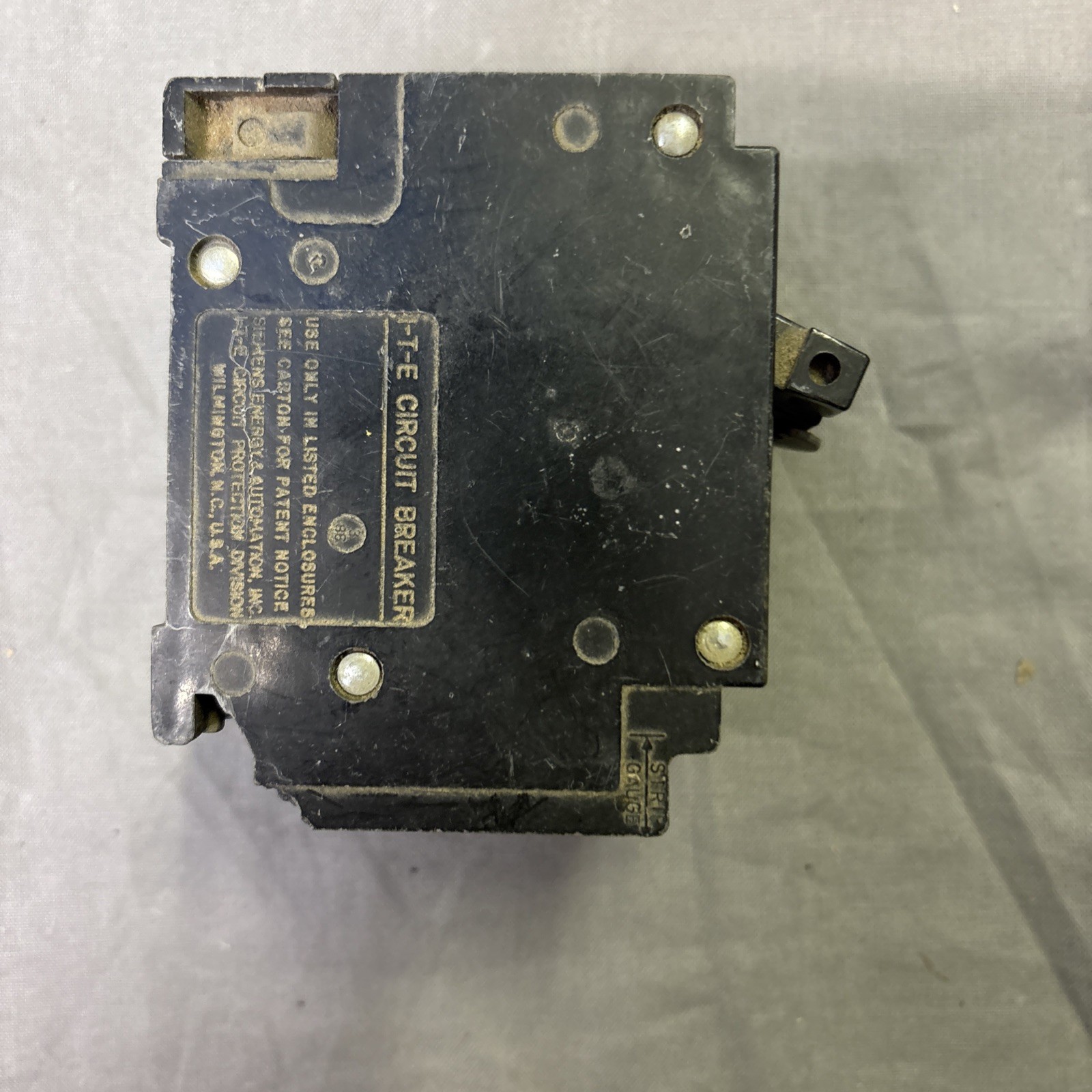 Siemens 20/50/50/20 Quad Breaker Q22050CT