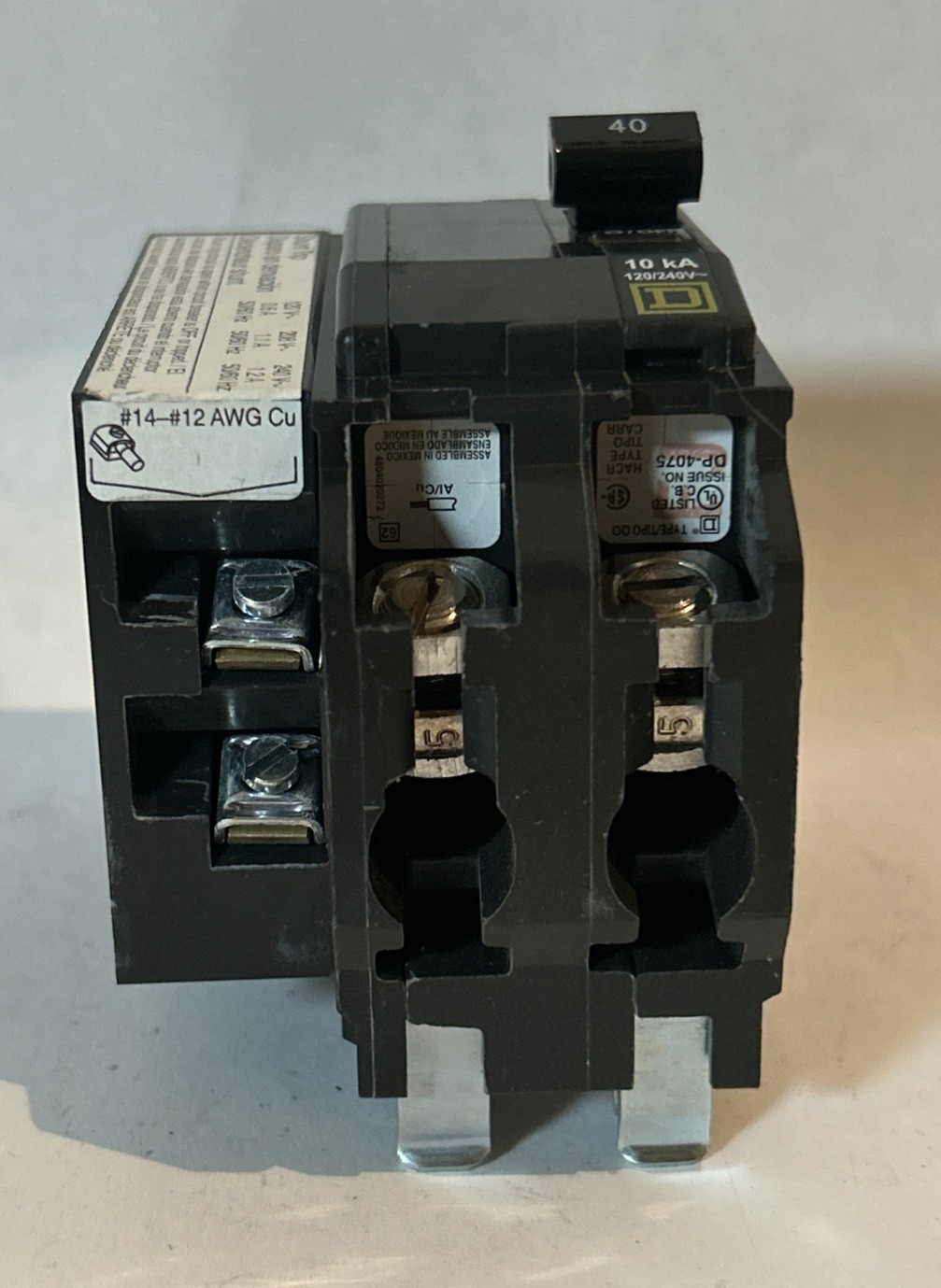 Square D QO2401021 40 Amp 2 Pole 120/240 V 50/60 Hz Plug-On Circuit Breaker