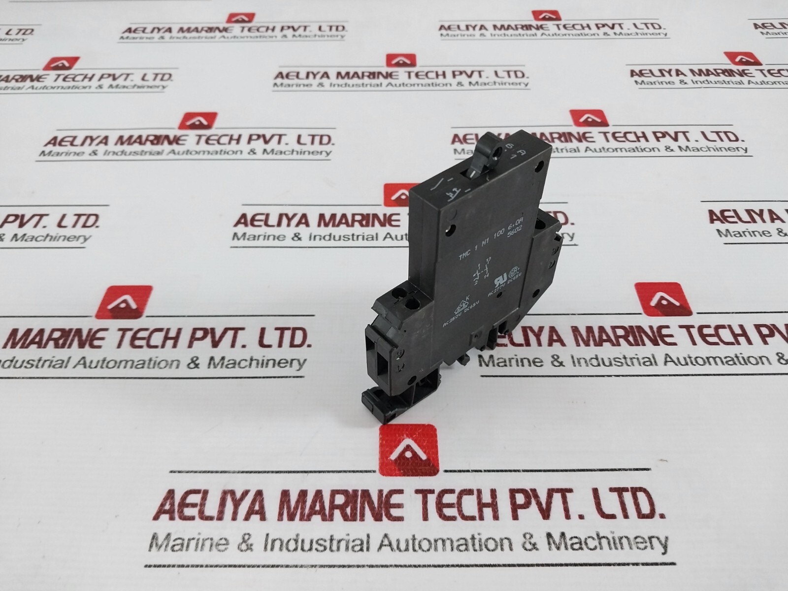 PHOENIX CONTACT TMC 1 M1 100 6 0A Thermomagnetic Device Circuit Breaker 5602