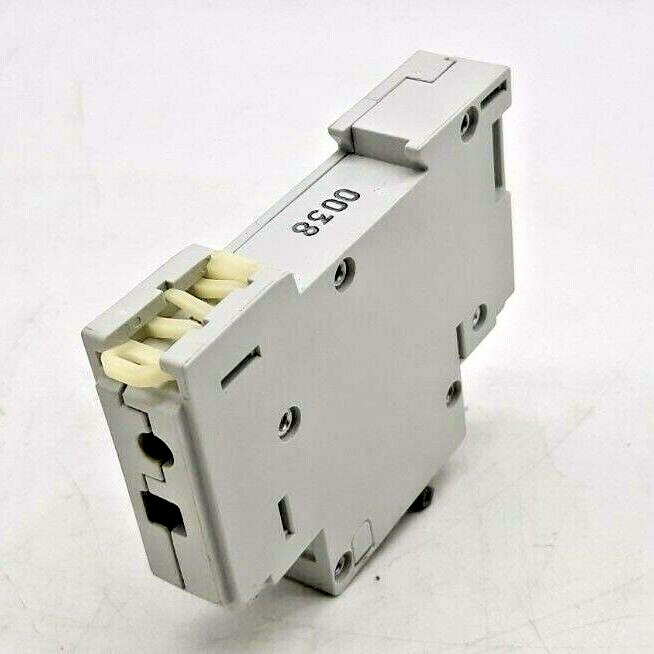 Allen-Bradley 1492-CB1 G300 Ser B Miniature Circuit Breaker – Lot of 2