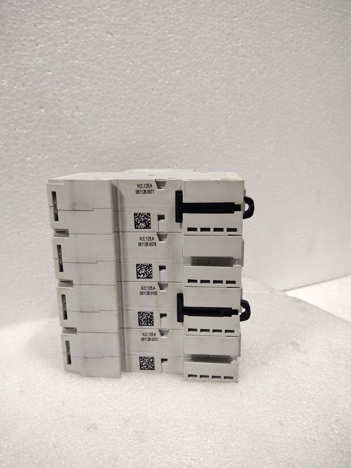 ABB S804B-C125/2CCS814001R0844 4 POLE CIRCUIT BREAKER MADE IN SWITZERLAND