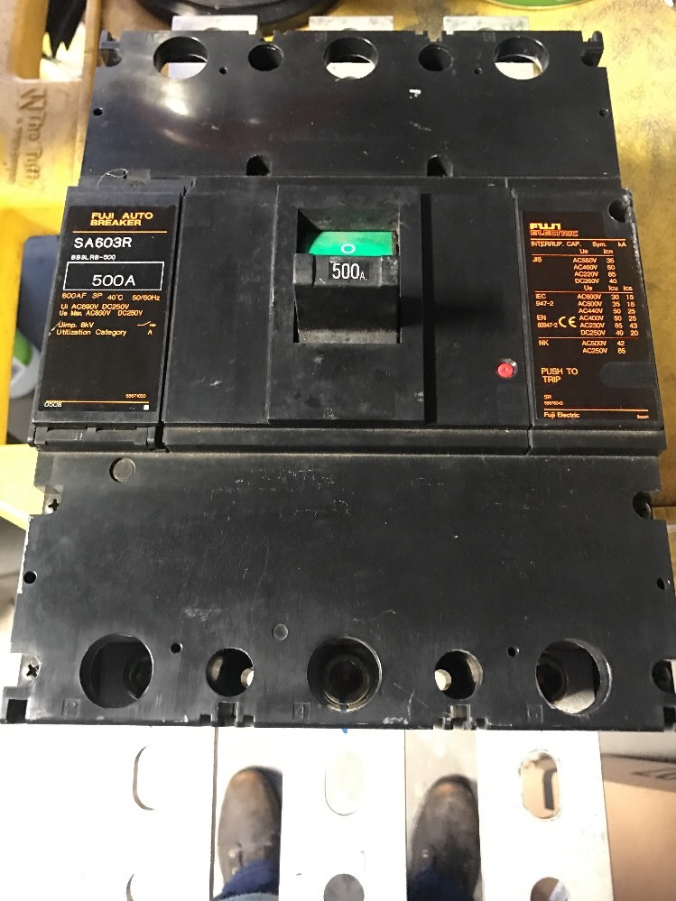 Fuji Electric SA603R 500A 600V Molded Case Auto Circuit Breaker