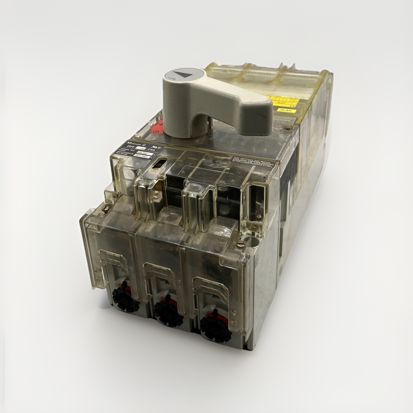 Klockner-Moeller NZM9-250 ZM9-250-CNA 200-250A 225hp 600V Breaker Rear Shaft