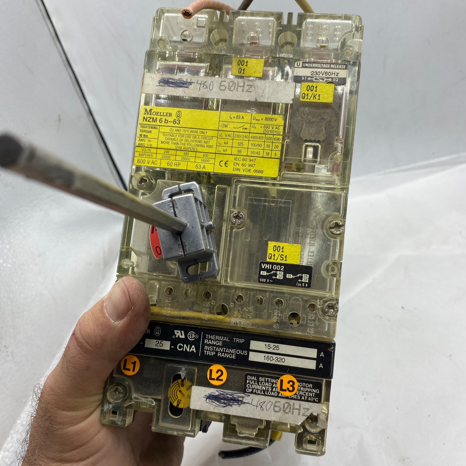 KLOCKNER MOELLER NZM 6 b-63 CIRCUIT BREAKER 3-POLE NZM6B-63 600VAC 60HP