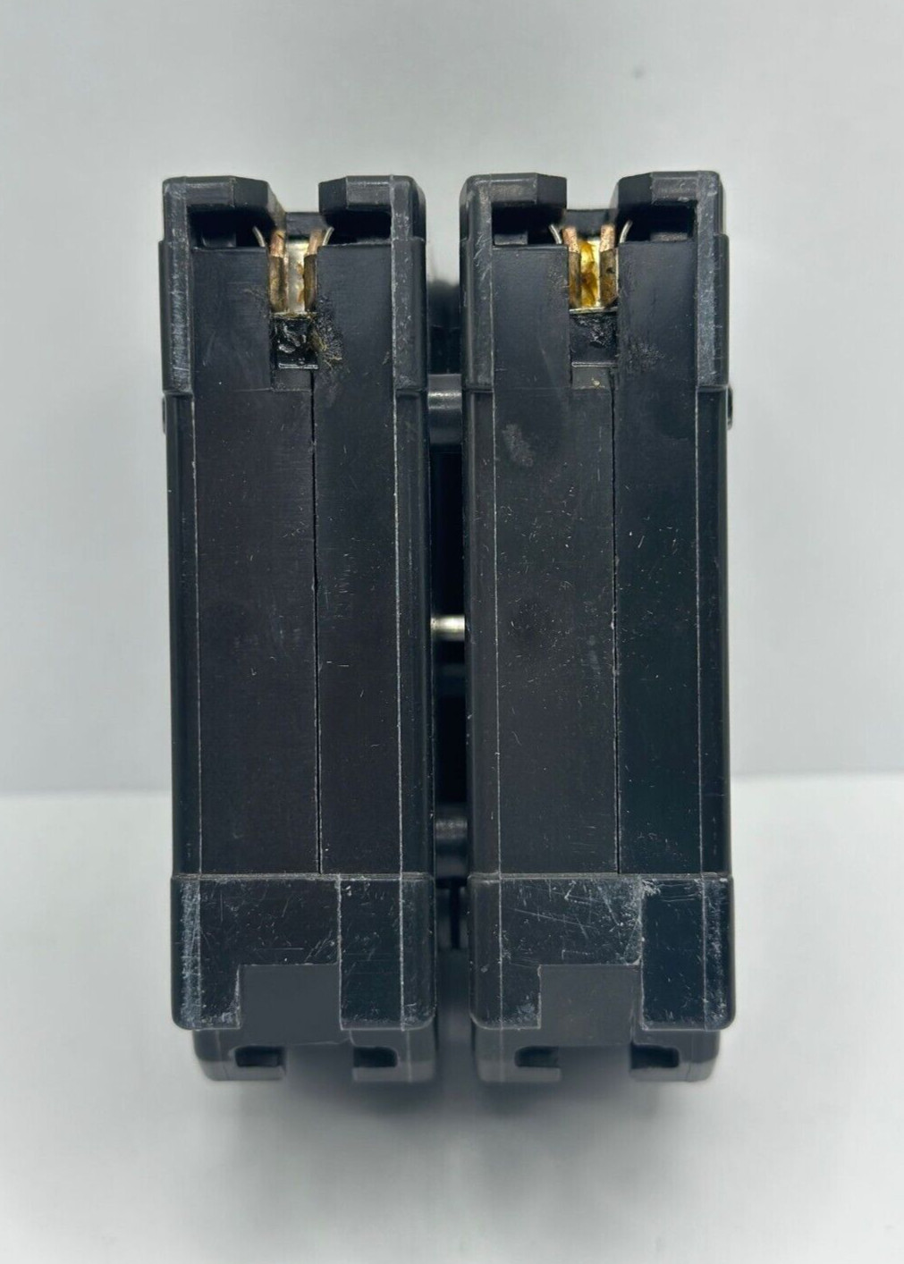 Square D HOM235 Circuit Breaker 2 Pole 35 Amp 120/240 Volt (TESTED)