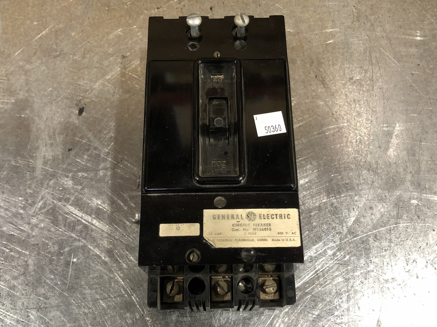 General Electric TF136015 15 Amp, 3 Pole, 600 volts Circuit Breaker