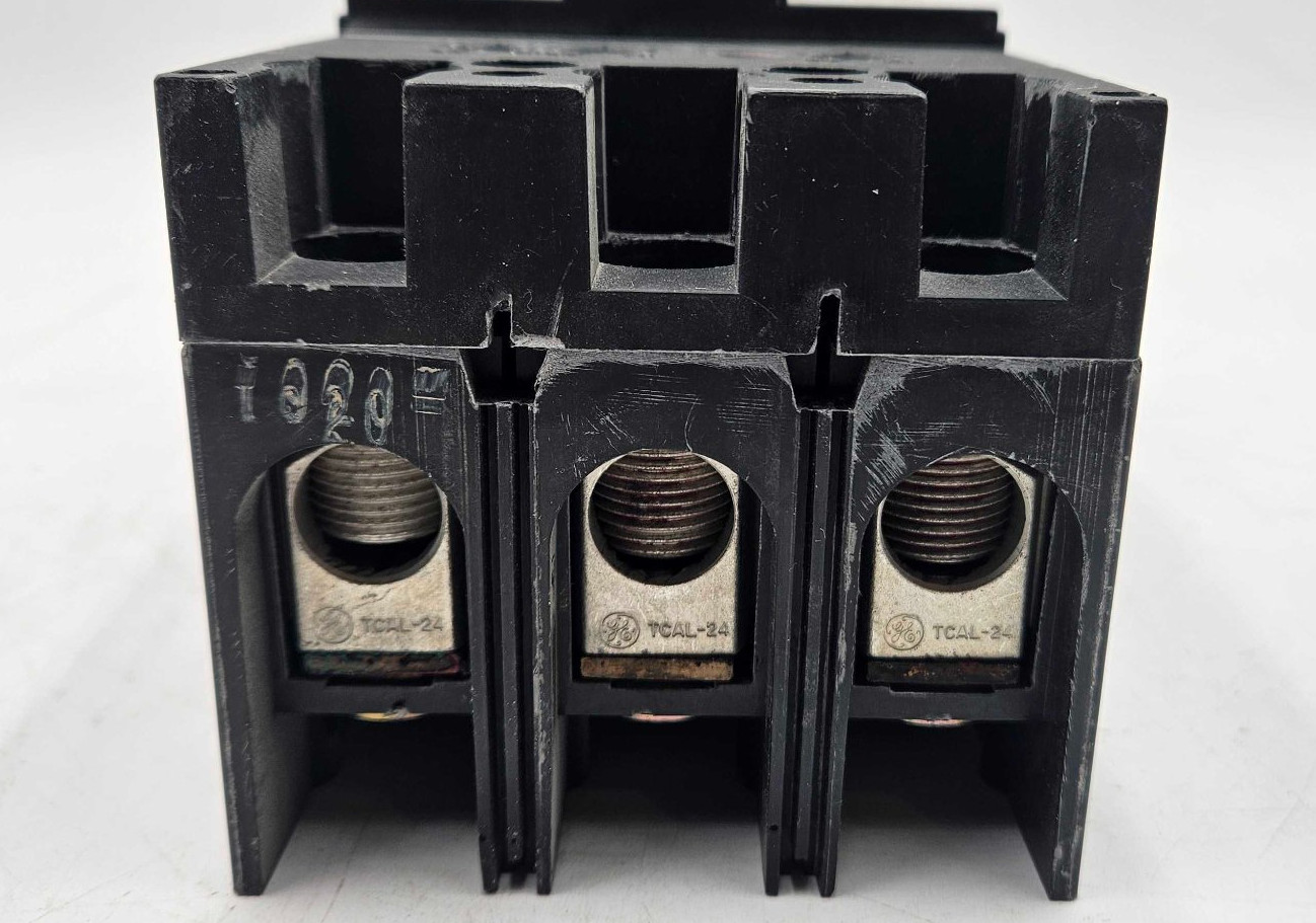 GE TFL236125WL Circuit Breaker 125A 3P 600V 3PH TFL 125 Amp 3 Pole