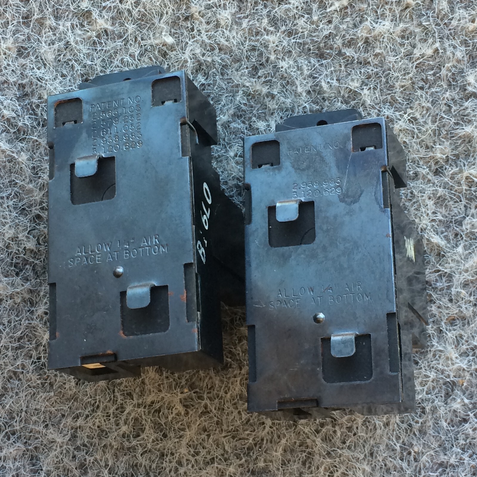 Lot Of 2 Bulldog P115 P120 15 Amp 120 Volt 1 Pole Pushmatic Circuit Breaker ITE
