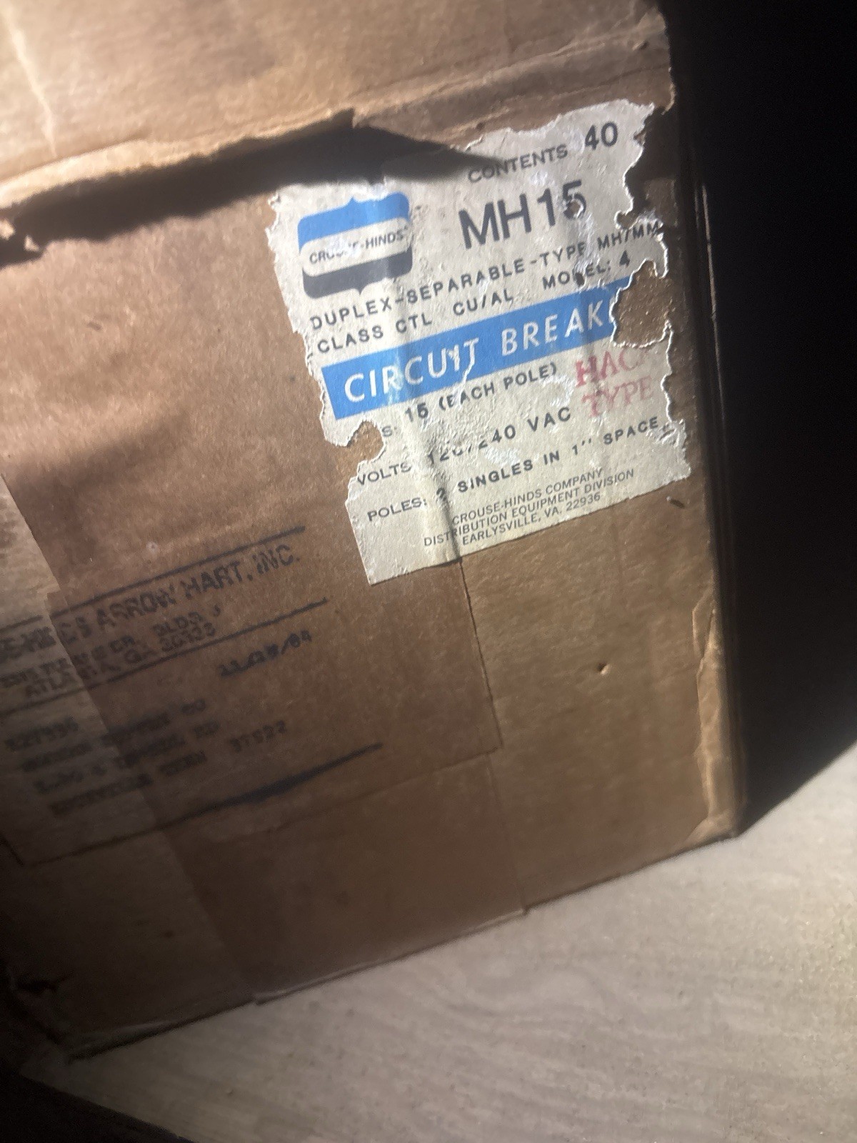 Crouse-Hinds MH115R 15Amp 120v Circuit Breaker Right Hook brand new (10 Pack)