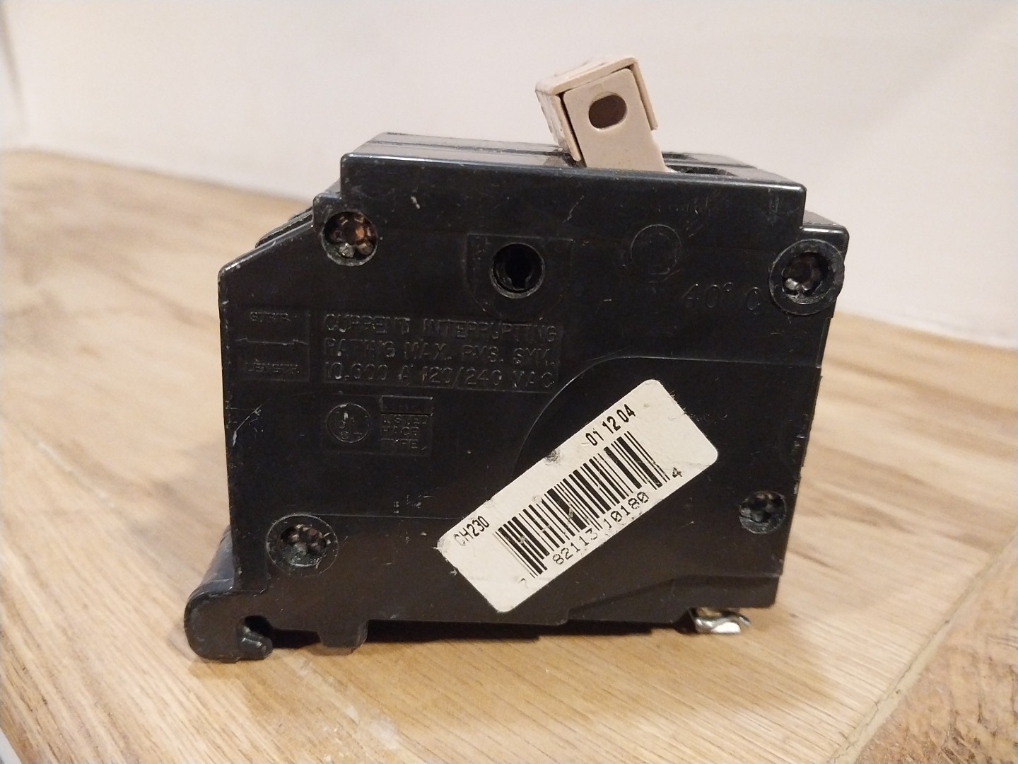 Cutler Hammer 2 Pole 30 Amp Breaker