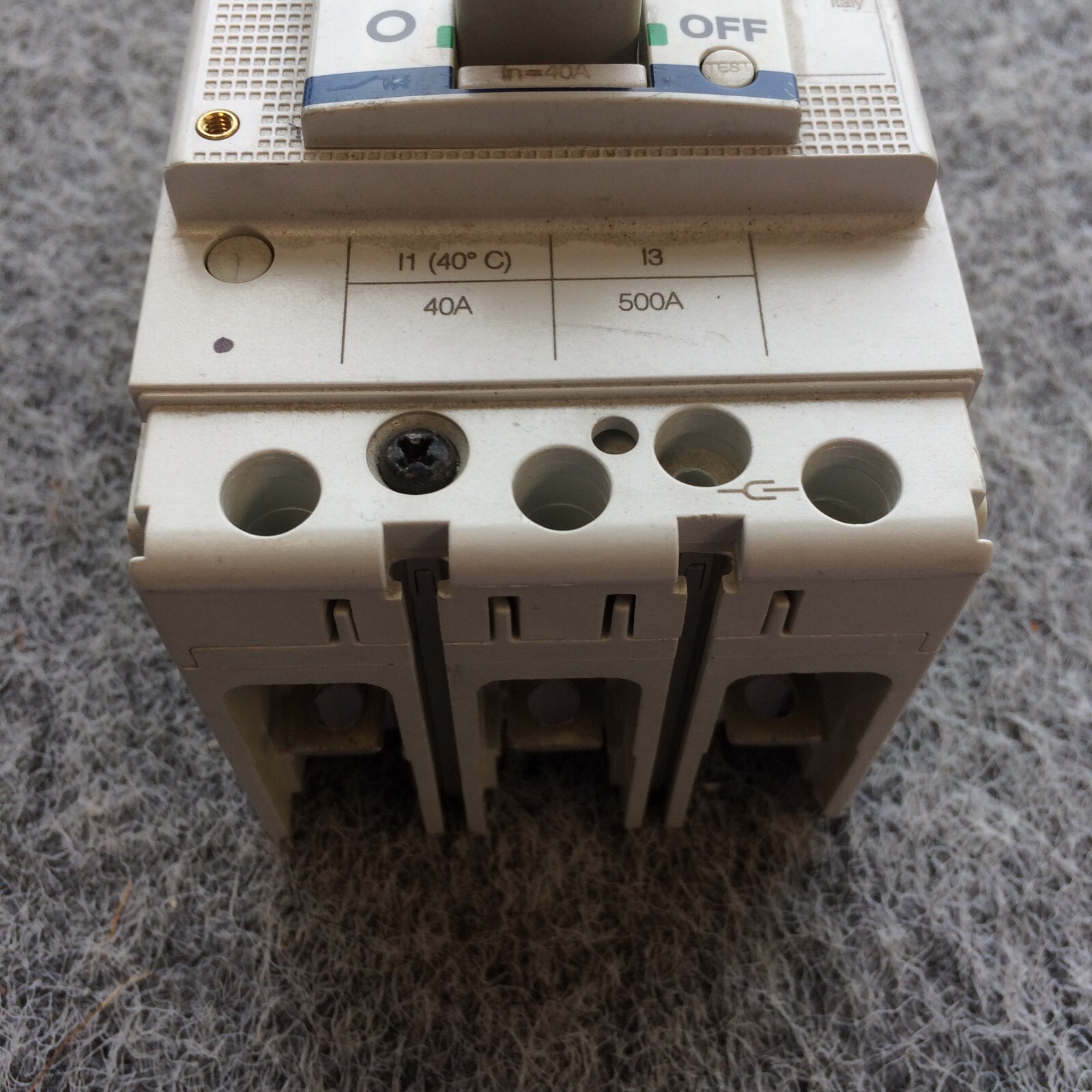 140G-G2C3-C40 Allen-Bradley 3-Pole 480V Molded Case Circuit Breaker