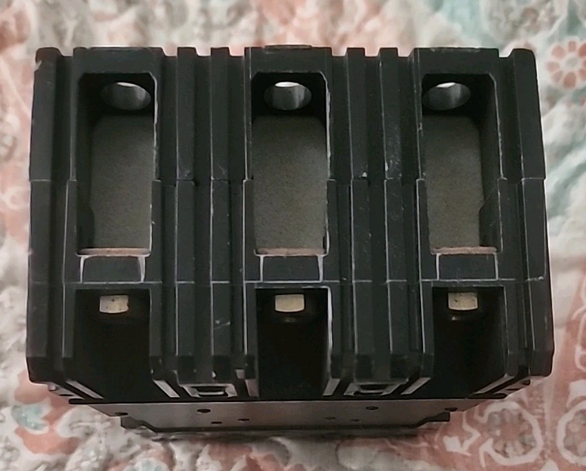 Square D FHP3600311M Motor Circuit Breaker 3 Amp 600 Volt Series 2 Mag-Gard, J5