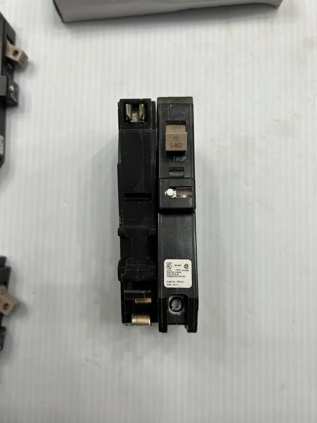 Lot Of 10 Eaton 15 A ARC FAULT AFCI CHFP115AF 15A 120/140V Circuit Breakers