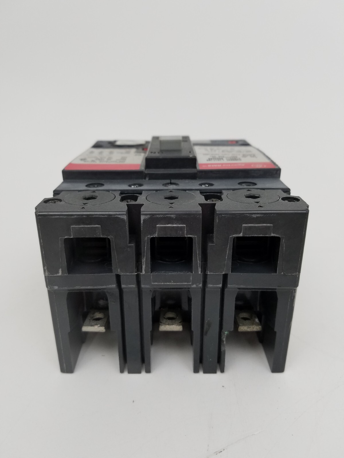 SEPA36AT0100 GE 100 Amp 600 Volt Breaker 100 Amp Rating Plug – Next Day Option