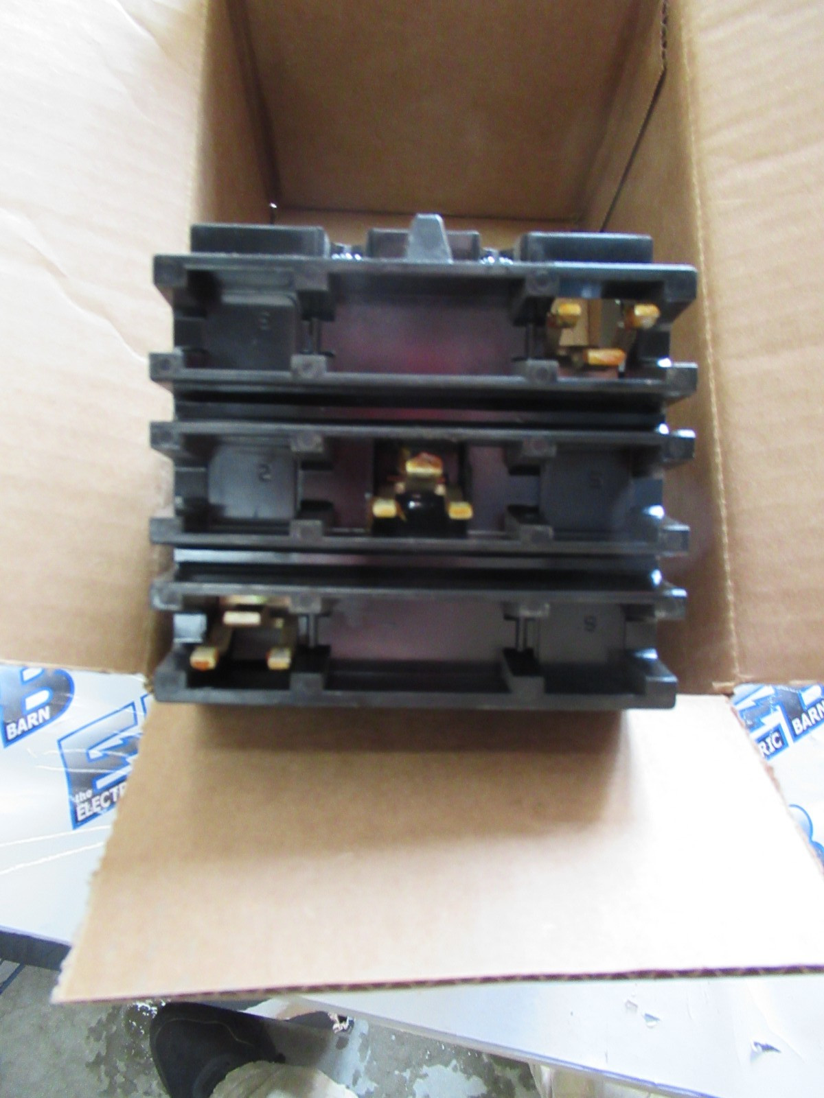 Square D FA36100 I-LINE Circuit Breaker 100 Amp 600 Volt 3 Pole (NS) 18K -NEW-S