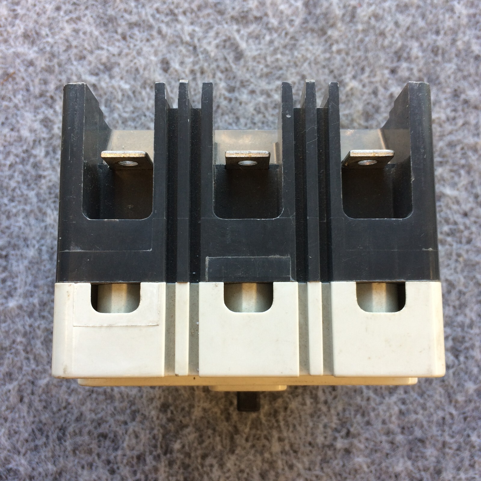 Eaton / Cutler-Hammer ED3150 3 Pole Circuit Breaker 150 Amp ED 65k