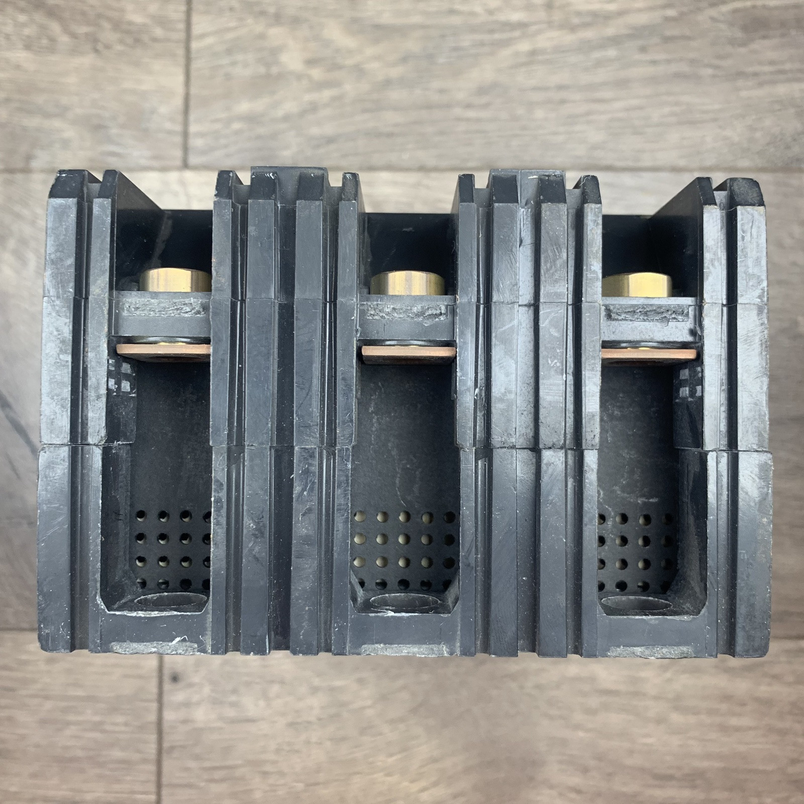 SQUARE D FAL36020 Molded Case Circuit Breaker 3P 20Amp 240/480/600VAC